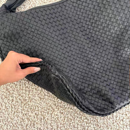Bottega Veneta Veneta Hobo Maxi Black Leather 52-54cm