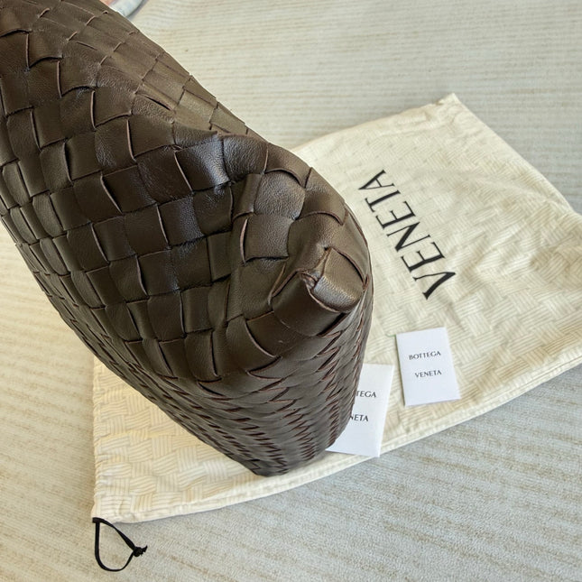 Bottega Veneta Hop Hobo Small Fondant Dark Chocolate Brown Leather 40cm