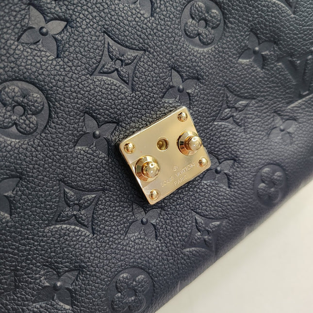 Louis Vuitton Pochette Métis Monogram Empreinte Leather Navy