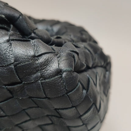 Bottega Veneta Pouch Large Intrecciato Black Calfskin Leather Clutch