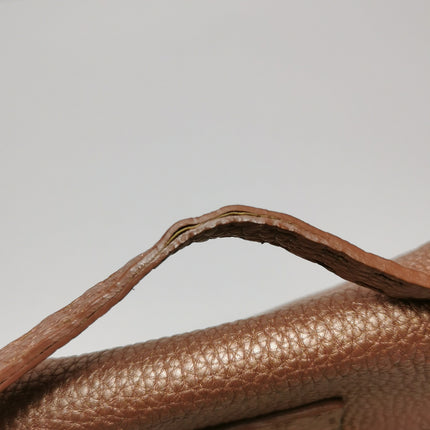 Fendi Baguette Selleria Calfskin Leather Iridescent Metallic Pink Shoulder Bag