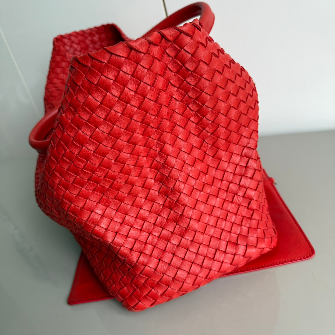 Bottega Veneta Cabat Large Intreccio Red Leather 40cm