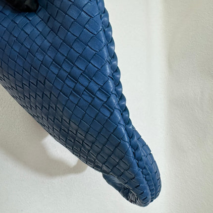 Sold Bottega Veneta Veneta Hobo Medium Blue Intrecciato Leather Bag 47cm