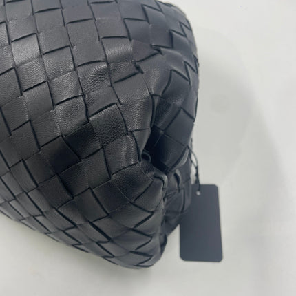Bottega Veneta Pouch Large Intrecciato Black Calfskin Leather Clutch