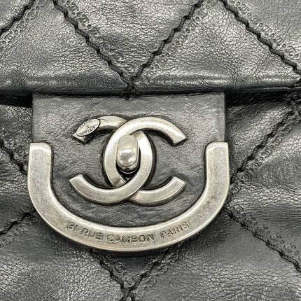 Chanel 2013 Paris-Edinburgh Large Black Flap Calfskin Leather Shoulder Bag