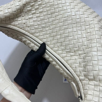 Sold Bottega Veneta Hobo Bag Large Leather Milk White 47cm