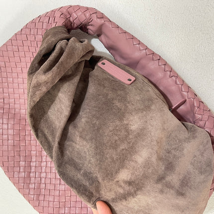 Sold Bottega Veneta Veneta Hobo Medium Cherry Blossom Pink Intrecciato Leather Bag 40cm