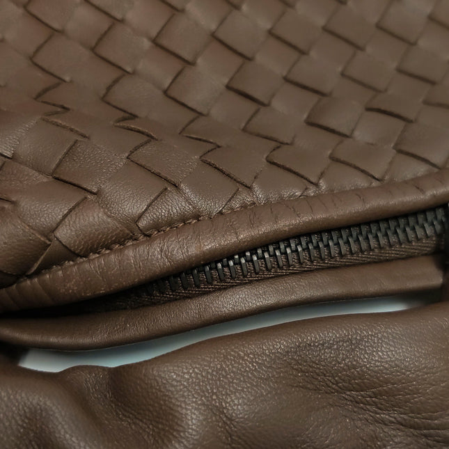 Bottega Veneta Veneta Hobo Maxi Dark Brown Lambskin Leather 53cm