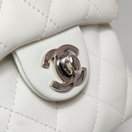 Chanel Cambon Multi-pocket Ligne Reporter Bag Large White Calfskin Leather