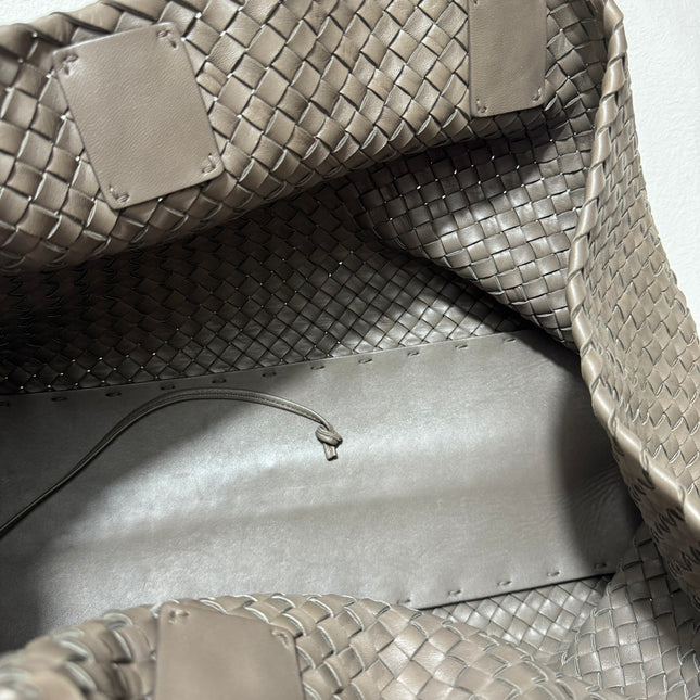 Sold Bottega Veneta Cabat Large Intreccio Leather Tote Bag Grey 40-43cm