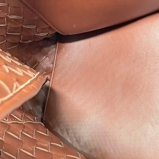 Bottega Veneta Andiamo Large Milk Chocolate Brown Handbag