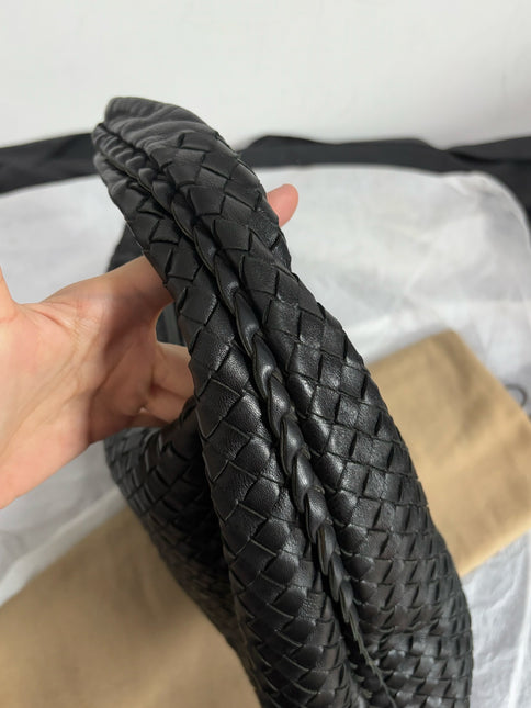 Bottega Veneta Veneta Intrecciato Hobo Bag Large Black Lambskin leather 48cm