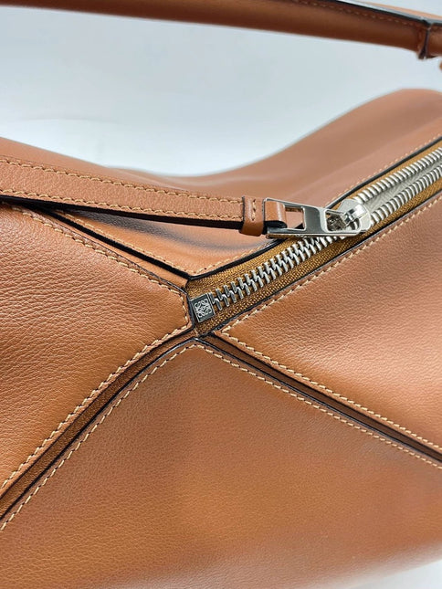 Sold Loewe Puzzle Medium Crossbody bag Caramel leather