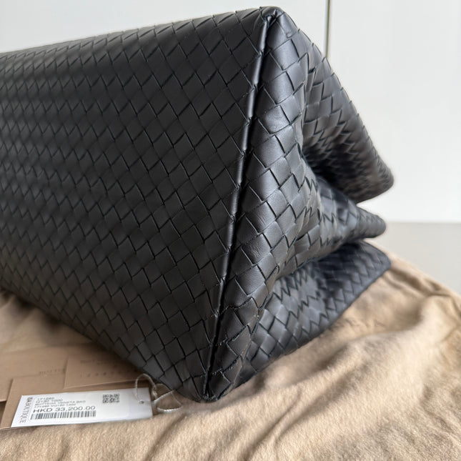 Bottega Veneta Roma Large Intrecciato Nappa Leather Black 35cm