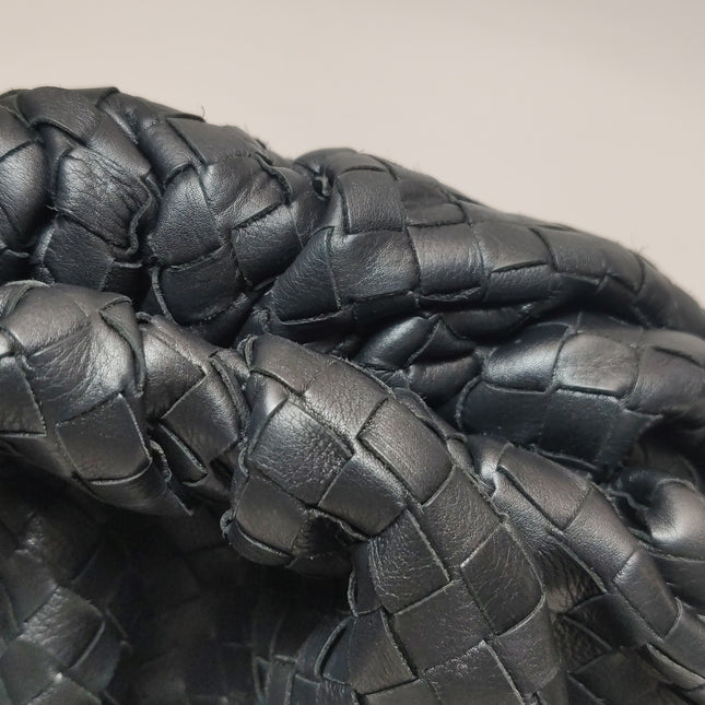 Bottega Veneta Pouch Large Intrecciato Black Calfskin Leather Clutch