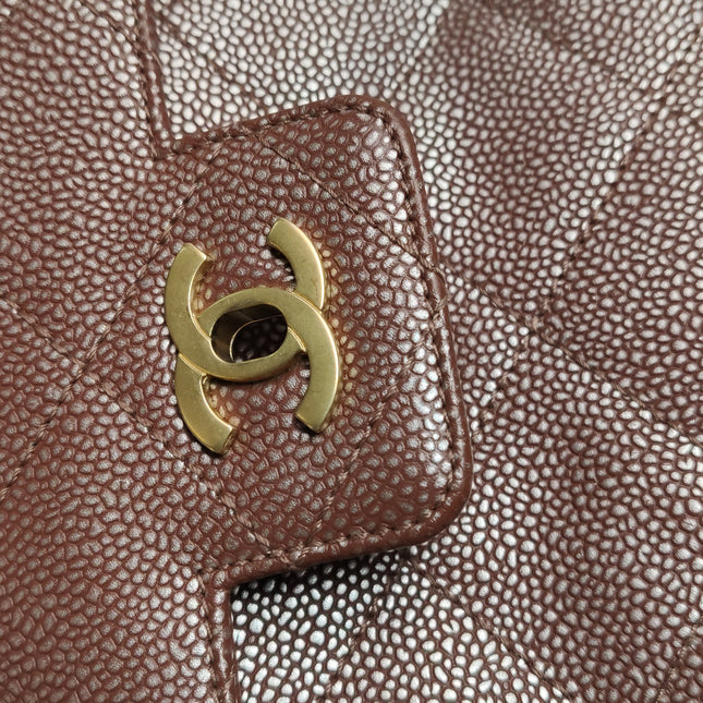 Chanel Vintage Medium Iridescent Brown Caviar Leather Shoulder Bag Gold Hardware