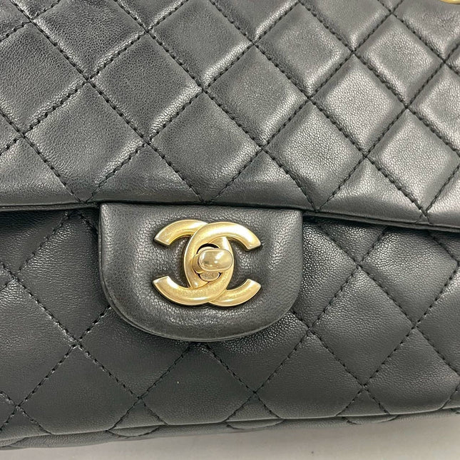 Chanel Classic Flap Medium Black Lambskin Leather Valentine Marine Charms