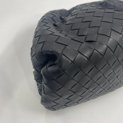 Bottega Veneta Pouch Large Intrecciato Black Calfskin Leather Clutch