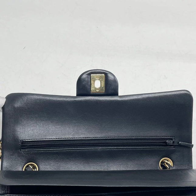 Chanel Classic Flap Medium 2015 Black Lambskin Leather Gold Hardware