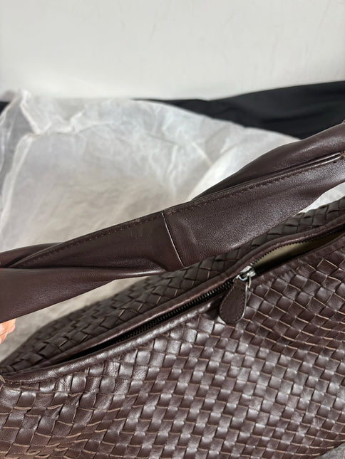 Bottega Veneta Belly Hobo Intreccio Leather Dark Chocolate Brown Large 55cm