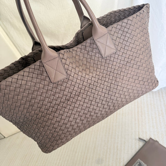 Bottega Veneta Cabat Large Intreccio Leather Tote Bag Grey 40-43cm