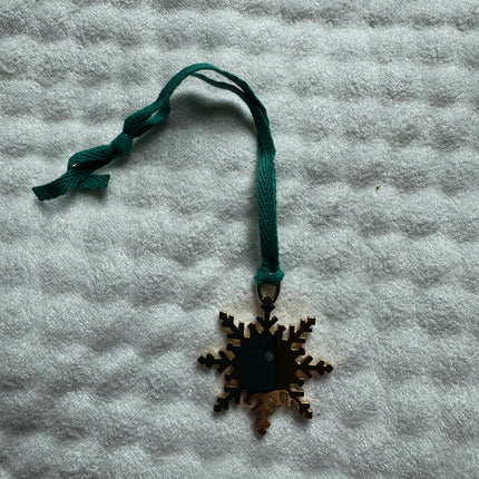 Loro Piana Polished Gold-Tone Snowflake Charm