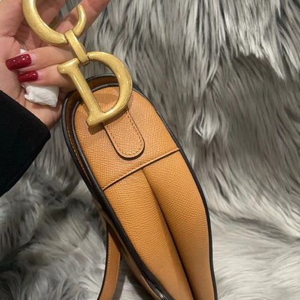 Dior Saddle 2021 Medium Tan Brown Grained Calfskin Leather Bag