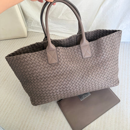 Bottega Veneta Cabat Large Intreccio Leather Tote Bag Grey 40-43cm