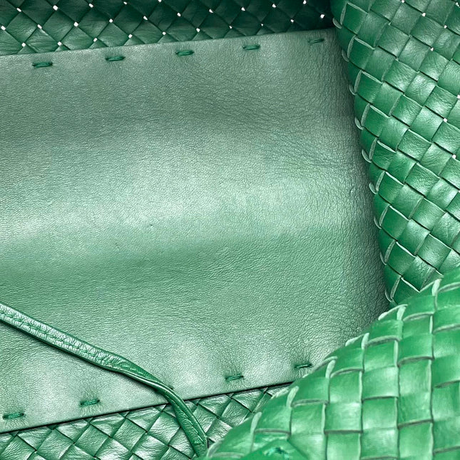 Bottega Veneta Cabat Tote Green Intreccio Leather 40cm