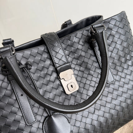Bottega Veneta Roma Large Intrecciato Nappa Leather Black 35cm