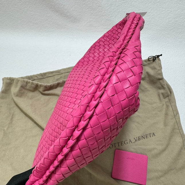 Sold Bottega Veneta Veneta Hobo Medium Fuchsia Pink Intrecciato Leather Bag 47cm