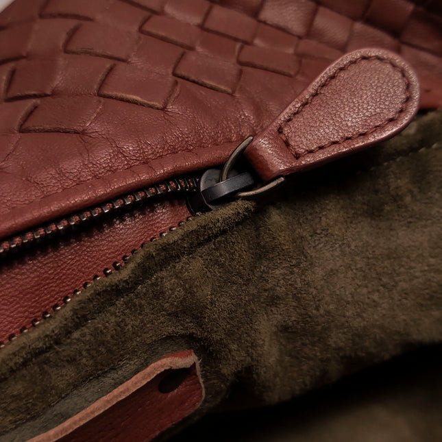 Bottega Veneta Garda Burgundy Intrecciato Nappa Leather Large 33cm
