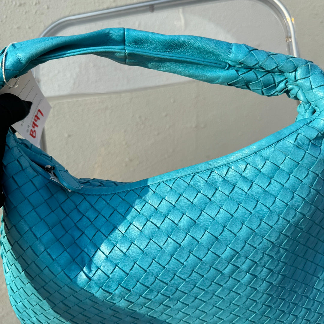 Hobo purse newest Light Blue