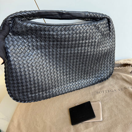 Bottega Veneta Intrecciato Hobo Bag Medium Black Leather 47cm NEVER WORN