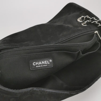 Chanel Nubuck Suede Darjeeling Flap Bag Ultimate Stitch Black Jumbo Bag