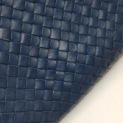 Bottega Veneta Veneta Hobo Maxi Navy Intrecciato Leather 51cm