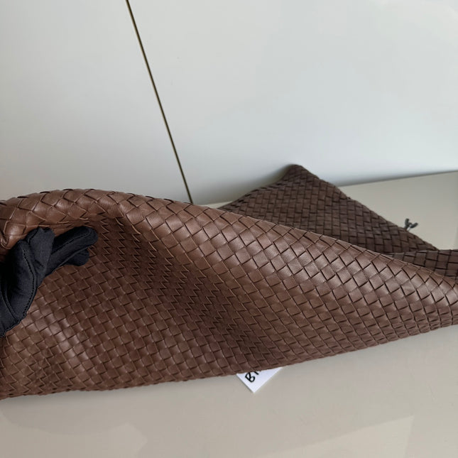 Bottega Veneta Maxi Convertible Tote Bag Hobo Chocolate Brown Leather Two-way Carry 50cm