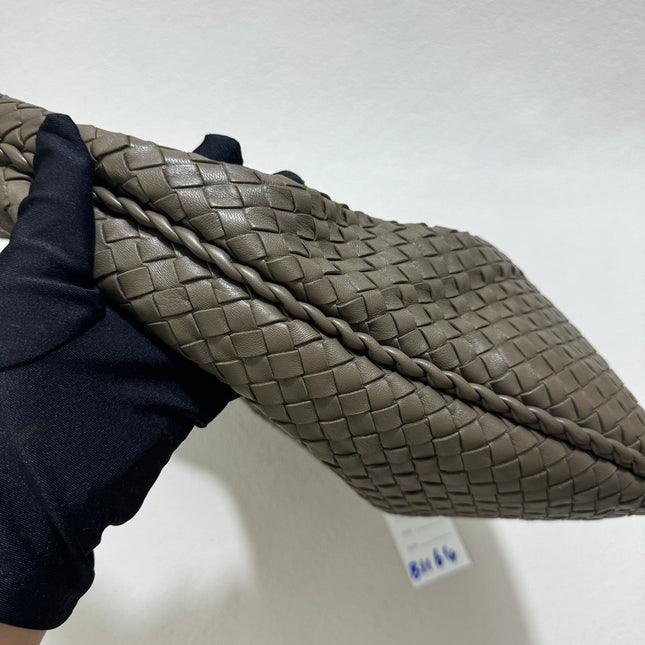 Sold Bottega Veneta Hobo Bag Lambskin leather Grey Medium 40cm