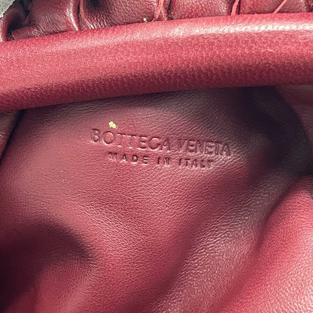 Bottega Veneta Pouch Mini Intrecciato Burgundy Leather Crossbody Bag