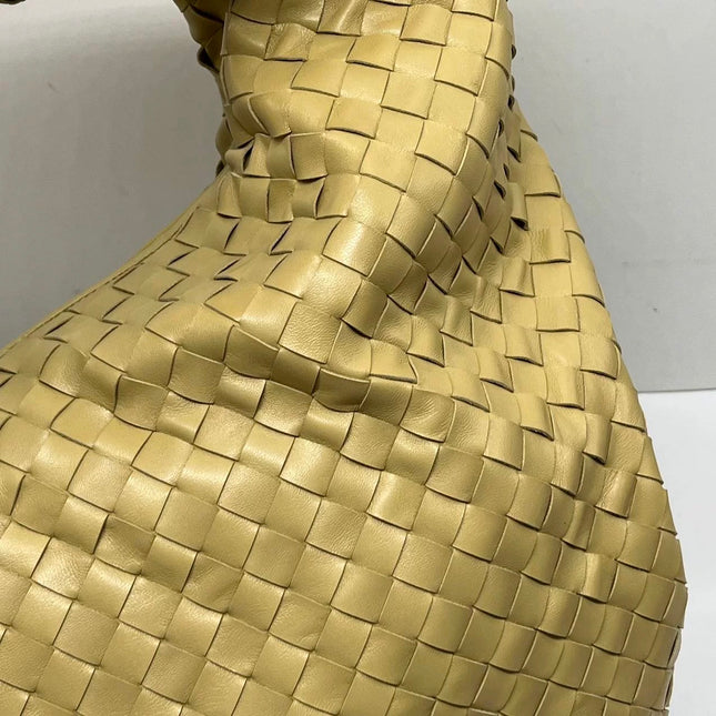 Bottega Veneta Jodie Maxi Lambskin Leather Beige Oats 70cm