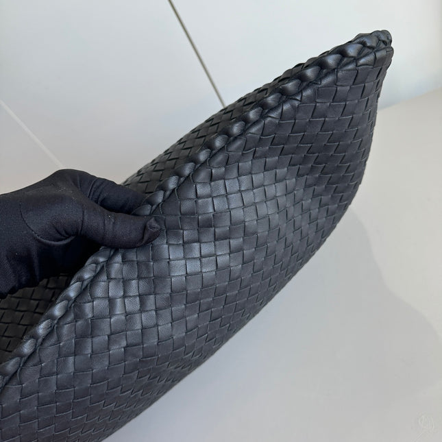 Sold Bottega Veneta Veneta Hobo Large Black 54cm Lambskin Leather