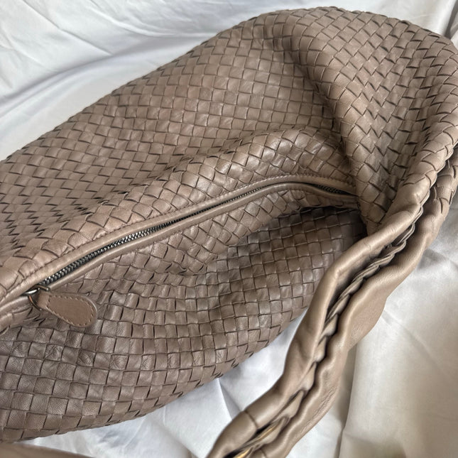 Bottega Veneta Belly Hobo Intreccio Leather Grey Large 50cm