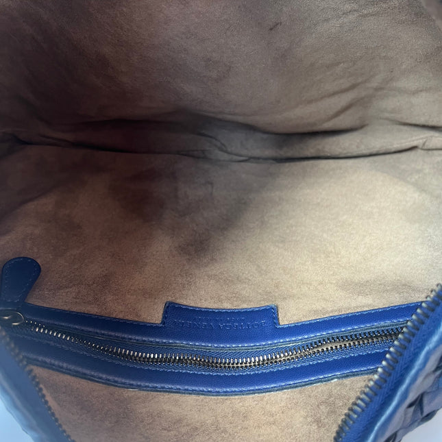 Sold Bottega Veneta Veneta Hobo Medium Navy Intrecciato Leather Bag