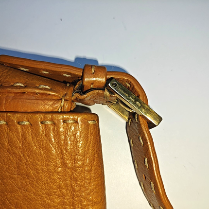 Fendi Mamma Baguette Selleria Calfskin Leather Caramel Tan Brown Shoulder Bag