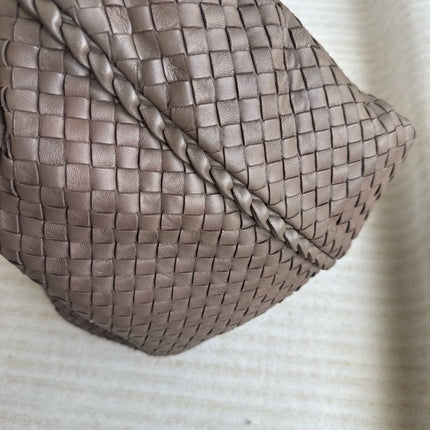 Bottega Veneta Belly Hobo Intreccio Leather Grey Large 54cm