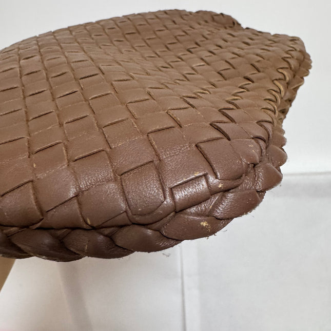 Bottega Veneta Intrecciato Hobo Bag Medium Brown Lambskin leather 40cm