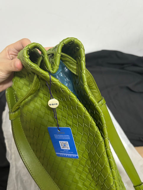 Bottega Veneta Garda Avocado Green Intrecciato Nappa Leather Large 33cm