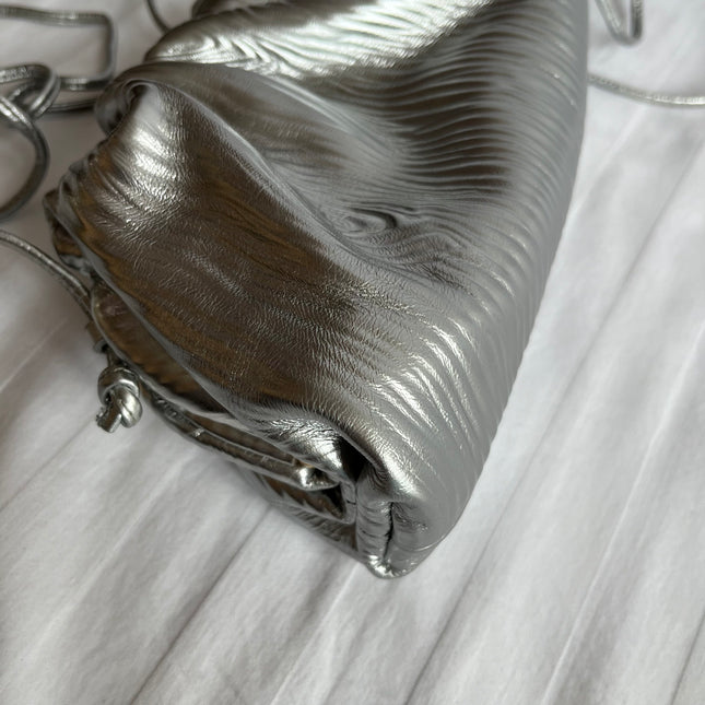 Bottega Veneta Pouch Mini Silver Leather Tree Trunk Pattern Crossbody Bag