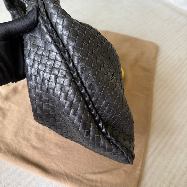 Bottega Veneta Veneta Intrecciato Hobo Bag Medium Black Leather 47cm
