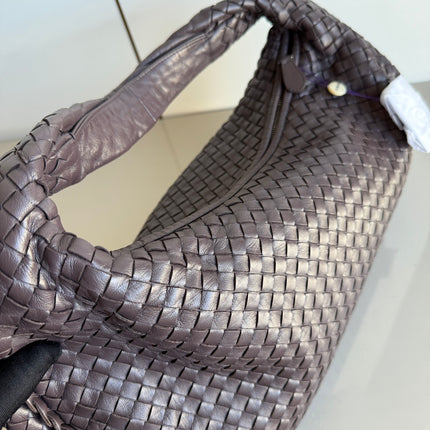 Bottega Veneta Veneta Intrecciato Hobo Bag Large Dark Chocolate Brown Lambskin leather 47cm